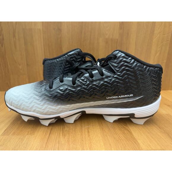 Athletic_Shoes